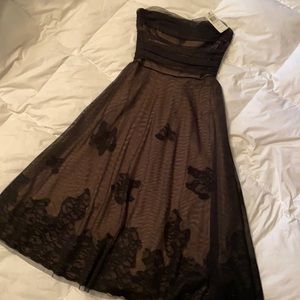 NWT BCBG Mesh Overlay Cocktail Dress 4